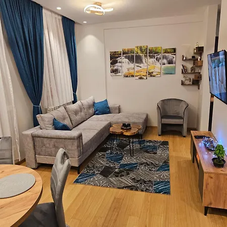 Ambient Apartment *
